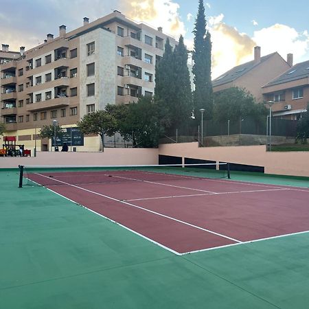 Casa Con Piscina En El Centro Tudela Exterior foto