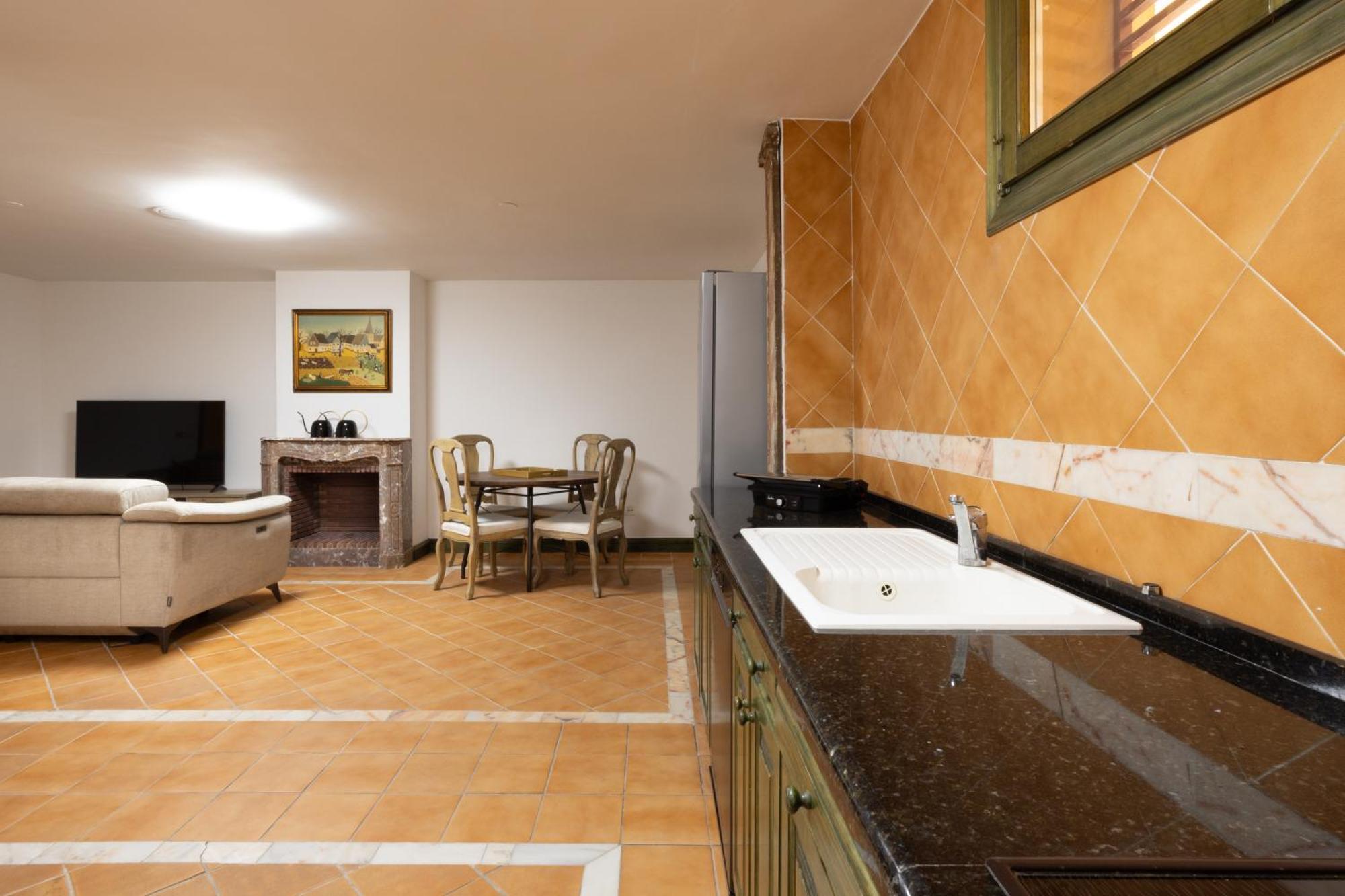 Casa Con Piscina En El Centro Tudela Exterior foto